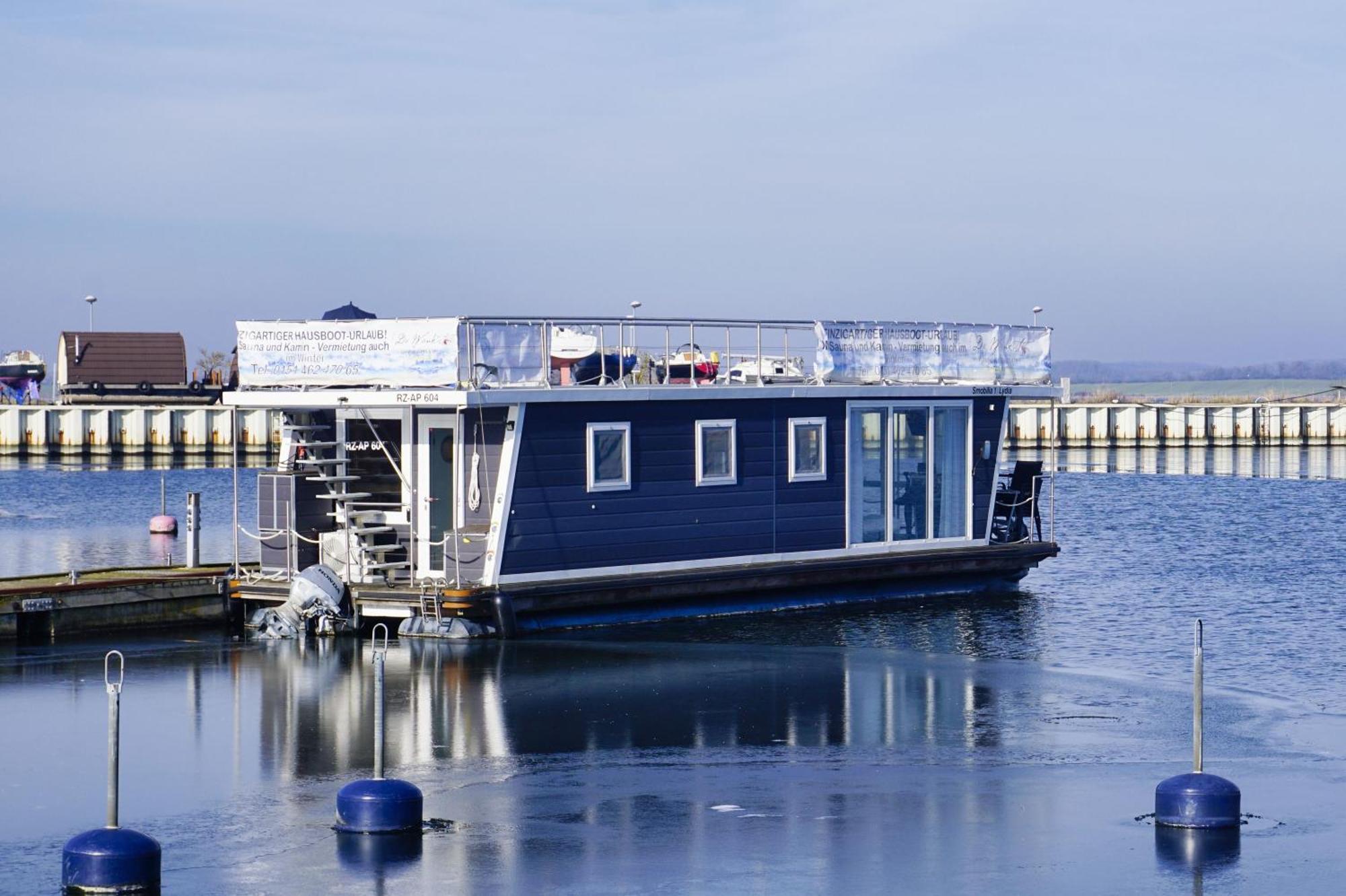 Hausboot Lydia Mit Sauna Und Elektrokamin - Hausbooturlaub Auf Ruegen Gager Exterior foto